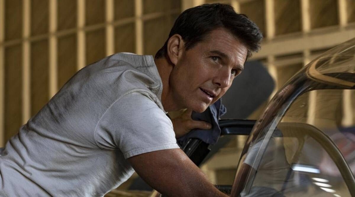 Sau 36 năm kể từ khi phần phim Top Gun đầu tiên ra mắt, Tom Cruise đã trở lại với vai Pete Mitchell - biệt danh Maverick. (Nguồn: The Indian Express)