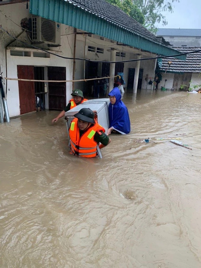 Vĩnh Phúc: Mưa lớn gây ngập úng tại nhiều địa bàn trong tỉnh 3