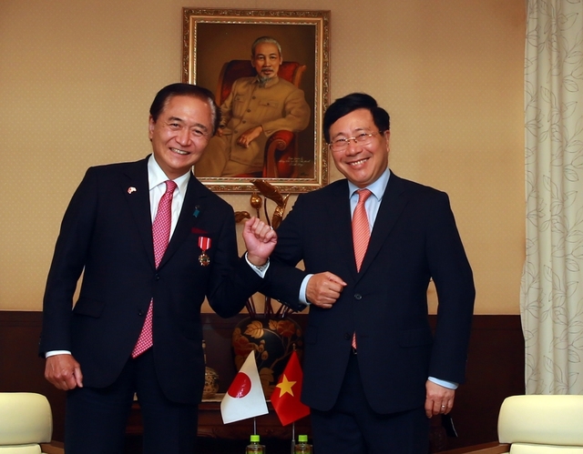 Phó Thủ tướng Thường trực Phạm Bình Minh tiếp Thống đốc tỉnh Kanagawa Kuroiwa Yuji - Ảnh: VGP/Hải Minh