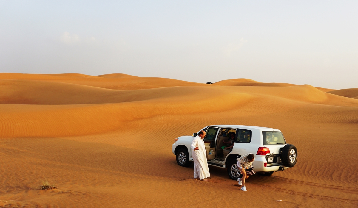 Ăn chơi trên sa mạc Dubai 2