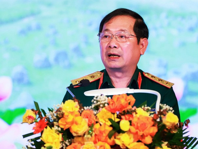 Thượng tướng Lê Huy Vịnh - Thứ trưởng Bộ Quốc phòng khai mạc Hội thảo