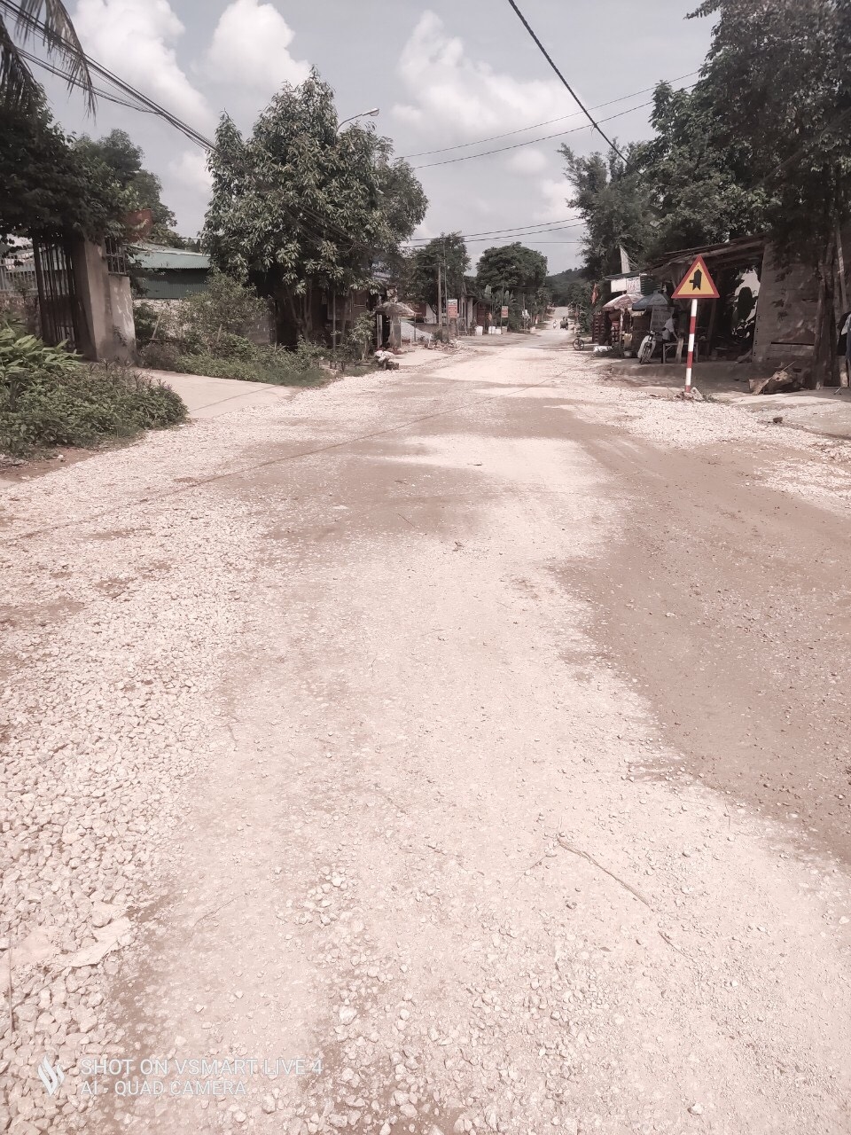 Tuyến đường tỉnh lộ 514 là tuyến quan trọng, huyết mạnh nối hai huyện Như Thanh và Triệu Sơn, đã được sửa chữa.