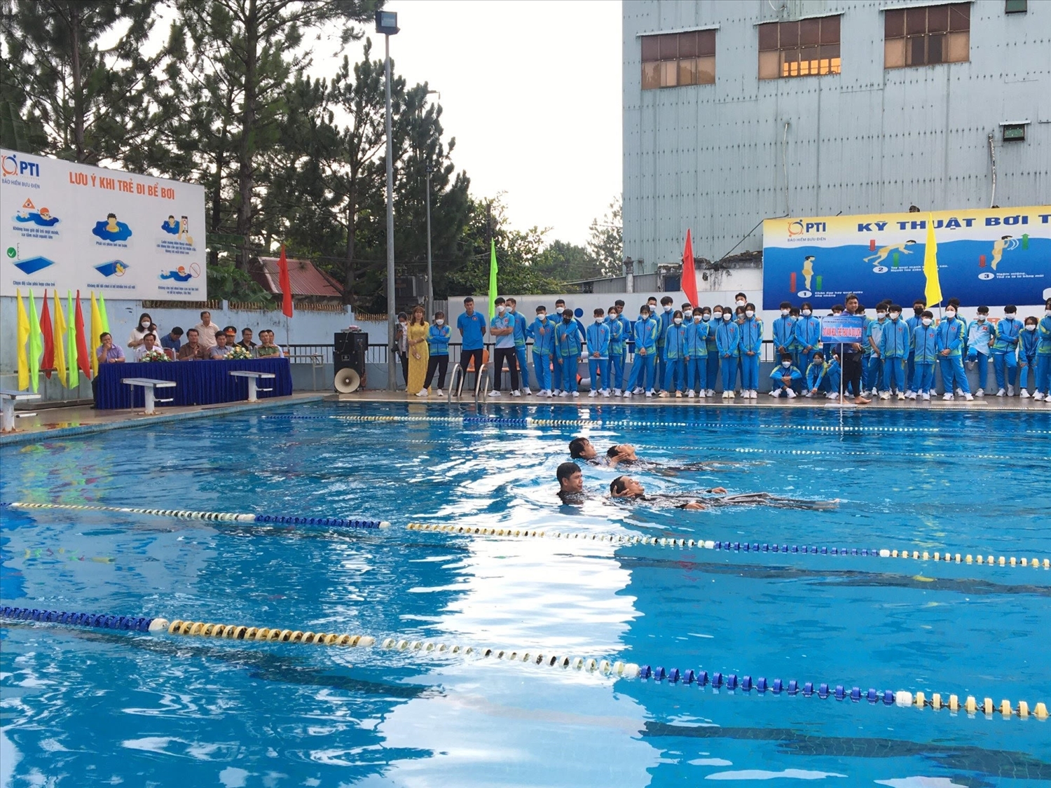Khai mạc hè, ngày Olympic trẻ em và Phát động toàn dân tập luyện môn bơi, phòng chống đuối nước