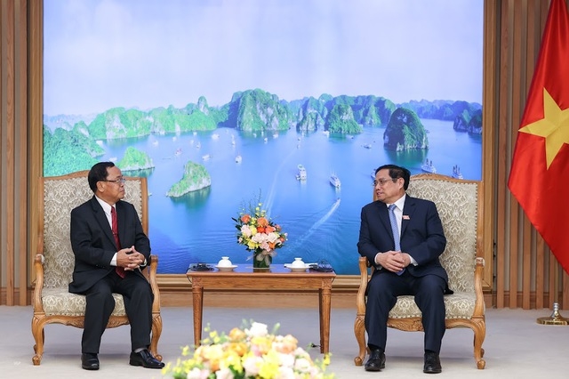Thủ tướng Phạm Minh Chính nhấn mạnh quan hệ Việt Nam-Lào là mối quan hệ đặc biệt, không ngừng được vun đắp và phát triển - Ảnh: VGP/Nhật Bắc