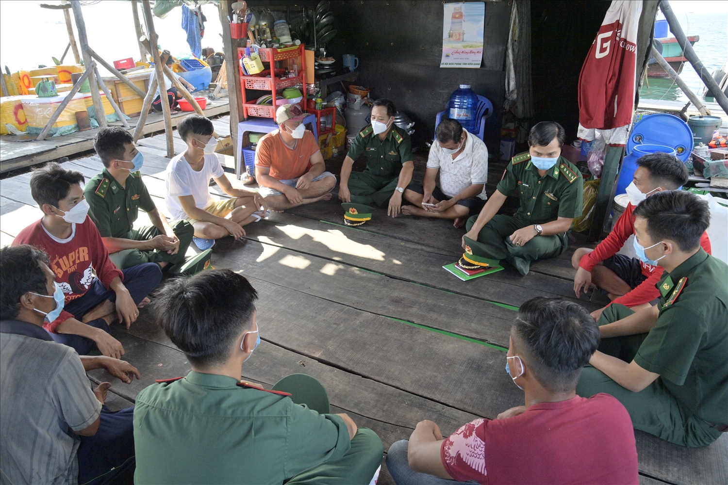 Lực lượng chức năng tăng cường tuyên truyền lồng ghép thực hiện bảo hiểm ở đối tượng ngư dân trên địa bàn tỉnh Kiên Giang