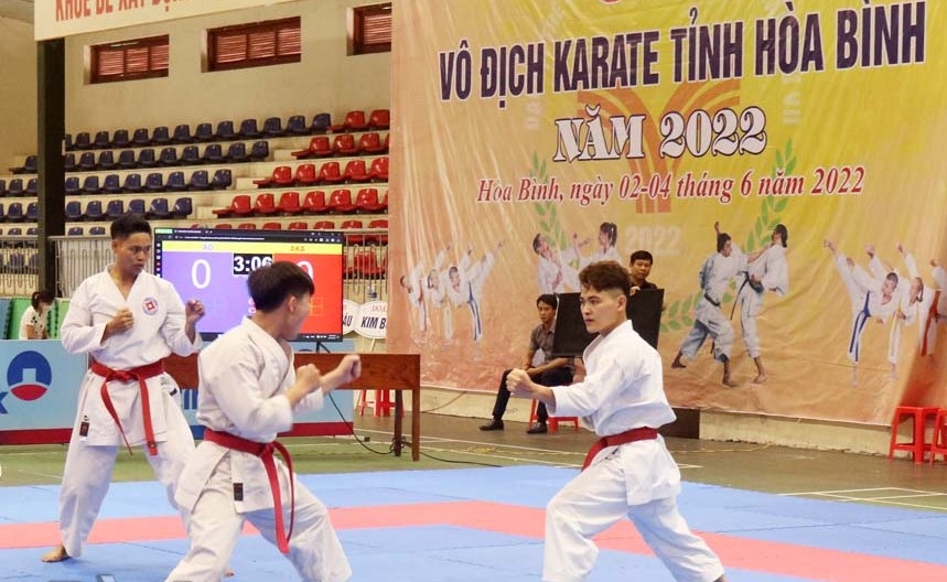 Các vận động viên thi đấu tại Giải Vô địch Karate tỉnh năm 2022.
