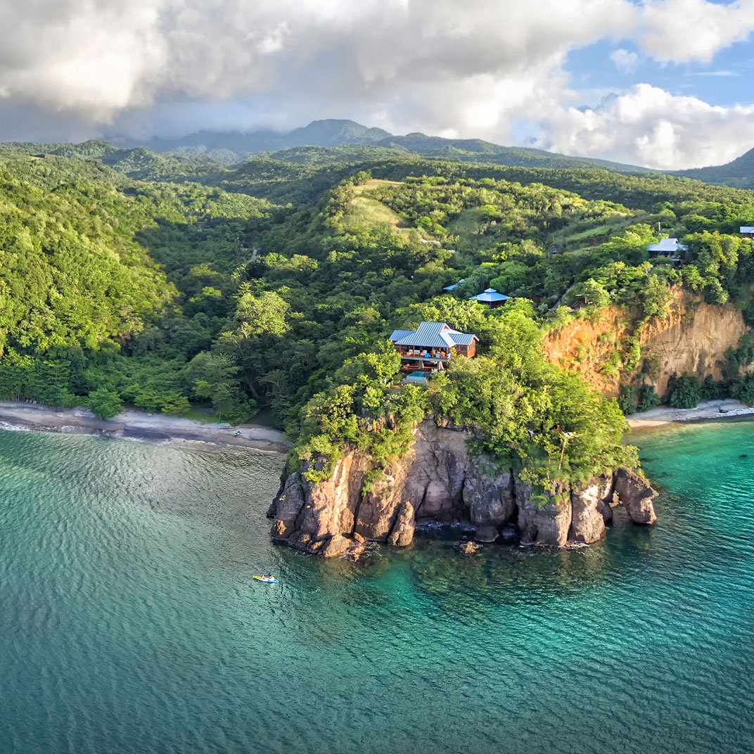 Khu nghỉ dưỡng sinh thái Secret Bay (Portsmouth, Dominica)
