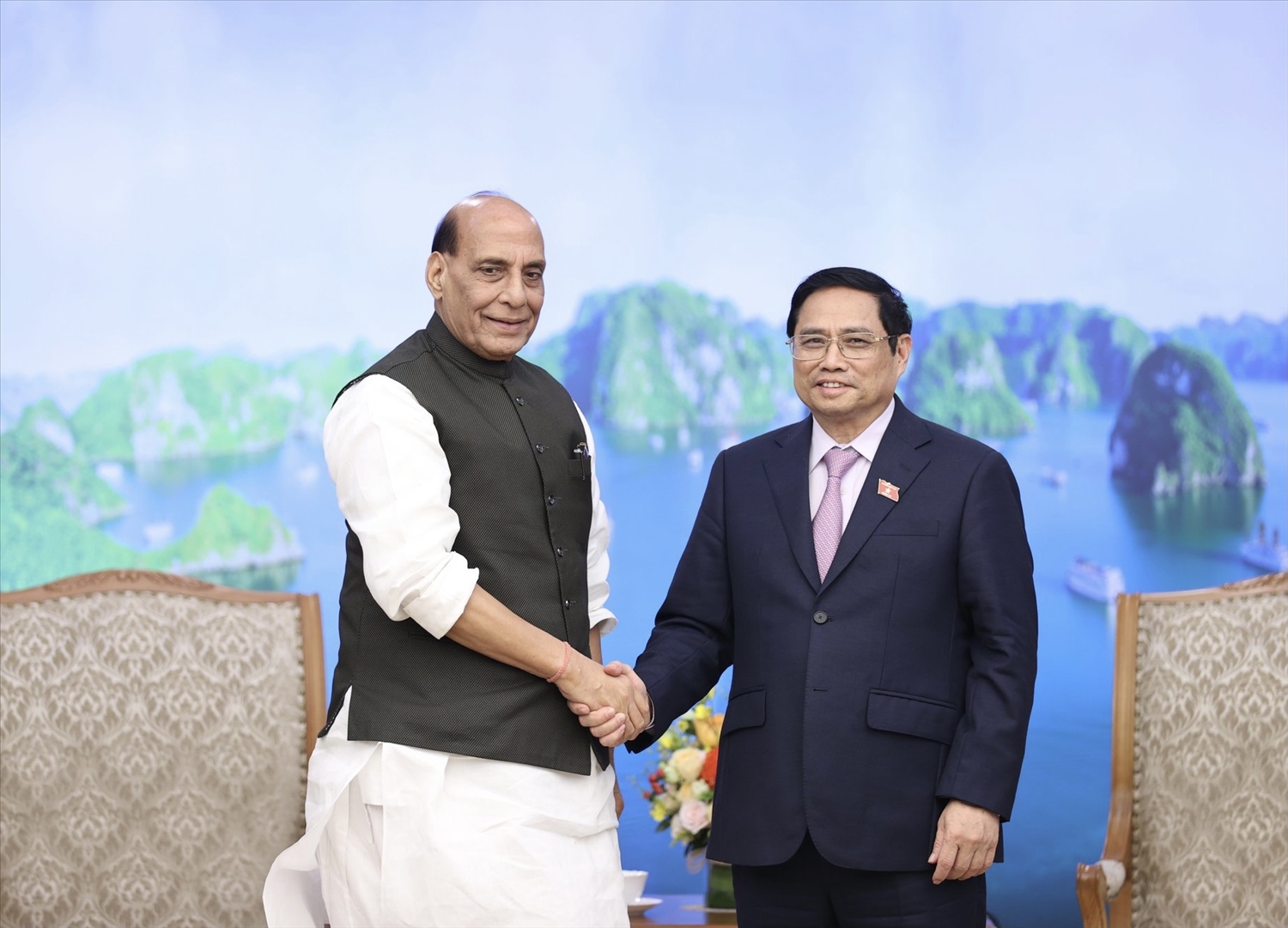 Thủ tướng Phạm Minh Chính đã tiếp Bộ trưởng Bộ Quốc phòng Cộng hòa Ấn Độ Rajnath Singh. Ảnh VGP/Nhật Bắc