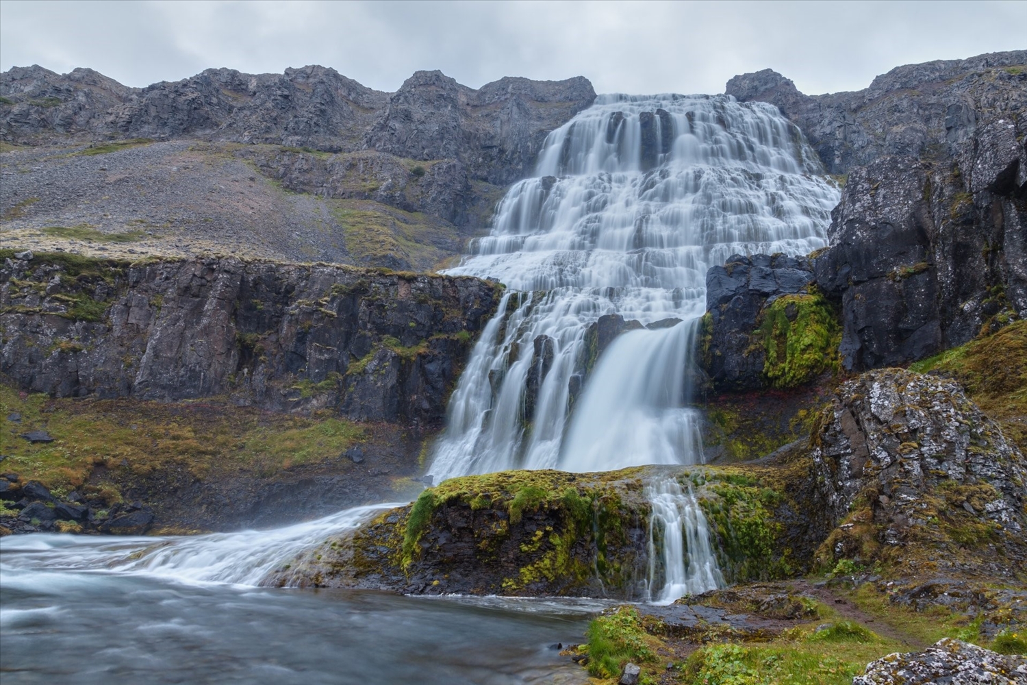 Những địa danh tuyệt đẹp ở Iceland 1