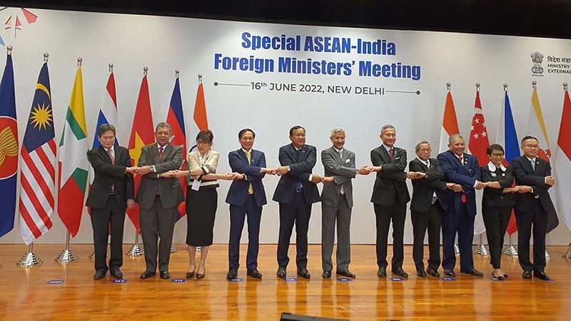 Các Bộ trưởng ASEAN và Ấn Độ dự Hội nghị (Ảnh: Bộ Ngoại giao).