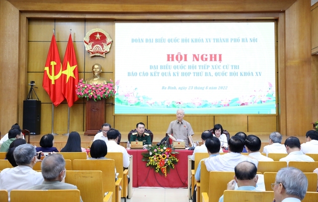 Tổng Bí thư Nguyễn Phú Trọng phát biểu tại hội nghị tiếp xúc cử tri. Ảnh: VGP/TL