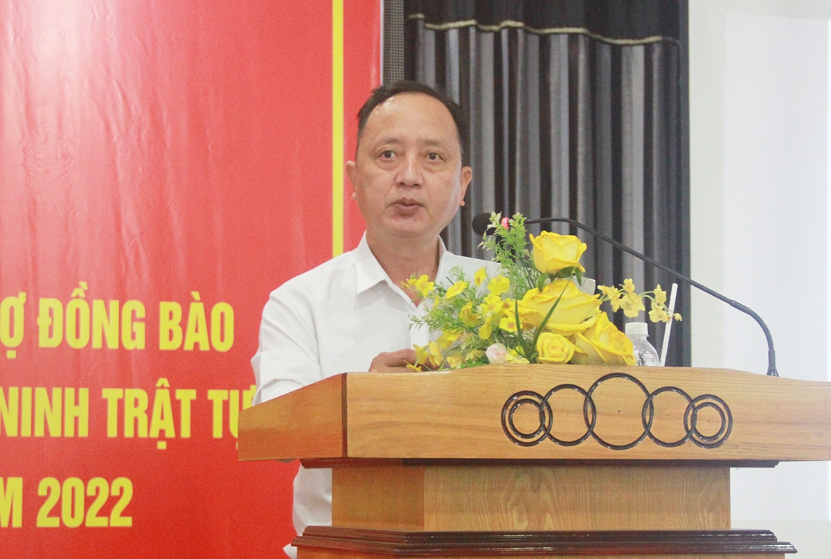 Ông Hà Huy Quang, Phó trưởng Ban Dân tộc phát biểu khai mạc Hội nghị