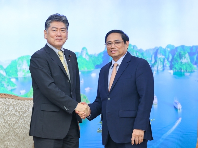 Tại buổi tiếp Bộ trưởng Bộ Tư pháp Nhật Bản Furukawa Yoshihisa, Thủ tướng Phạm Minh nhấn mạnh, Việt Nam nhất quán coi Nhật Bản là đối tác chiến lược sâu rộng, tin cậy, quan trọng hàng đầu và lâu dài, chia sẻ nhiều lợi ích chiến lược chung - Ảnh: VGP/Nhật Bắc