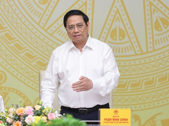 Thủ tướng Phạm Minh Chính đánh giá cao đề án được xây dựng kỹ lưỡng, phương pháp làm việc khoa học, tinh thần trách nhiệm cao. Ảnh VGP/Nhật Bắc