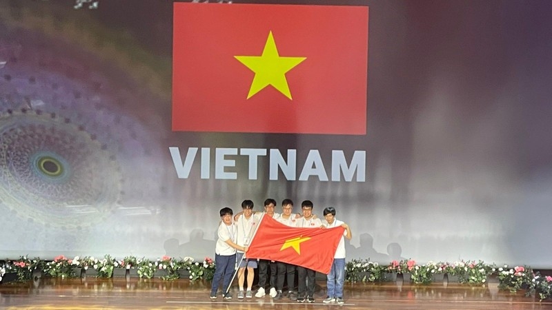 Đội tuyển quốc gia Việt Nam dự IMO 2022. Nguồn: Bộ Giáo dục và Đào tạo