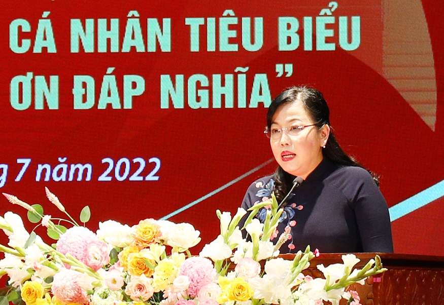 Bà Nguyễn Thanh Hải, Bí thư Tỉnh ủy Thái Nguyên phát biểu tại Chương trình
