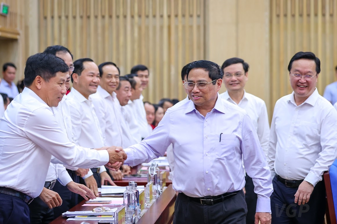 Thủ tướng Chính phủ Phạm Minh Chính làm việc với Ban Thường vụ Tỉnh ủy Nghệ An - Ảnh: VGP/Nhật Bắc