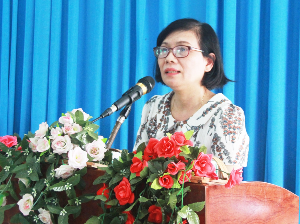 Bà Phạm Thị Phước An phát biểu tại buổi gặp mặt 