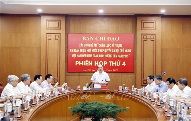 Chủ tịch nước Nguyễn Xuân Phúc chủ trì phiên họp. Ảnh: Thống Nhất/TTXVN