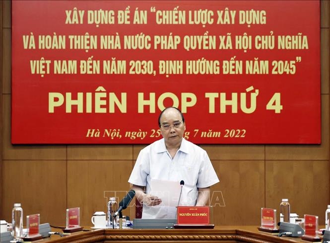 Chủ tịch nước Nguyễn Xuân Phúc chủ trì phiên họp. Ảnh: Thống Nhất/TTXVN