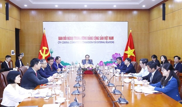 Đoàn đại biểu Đảng cộng sản Việt Nam tham gia diễn đàn trực tuyến. (Ảnh: Phương Hoa/TTXVN)