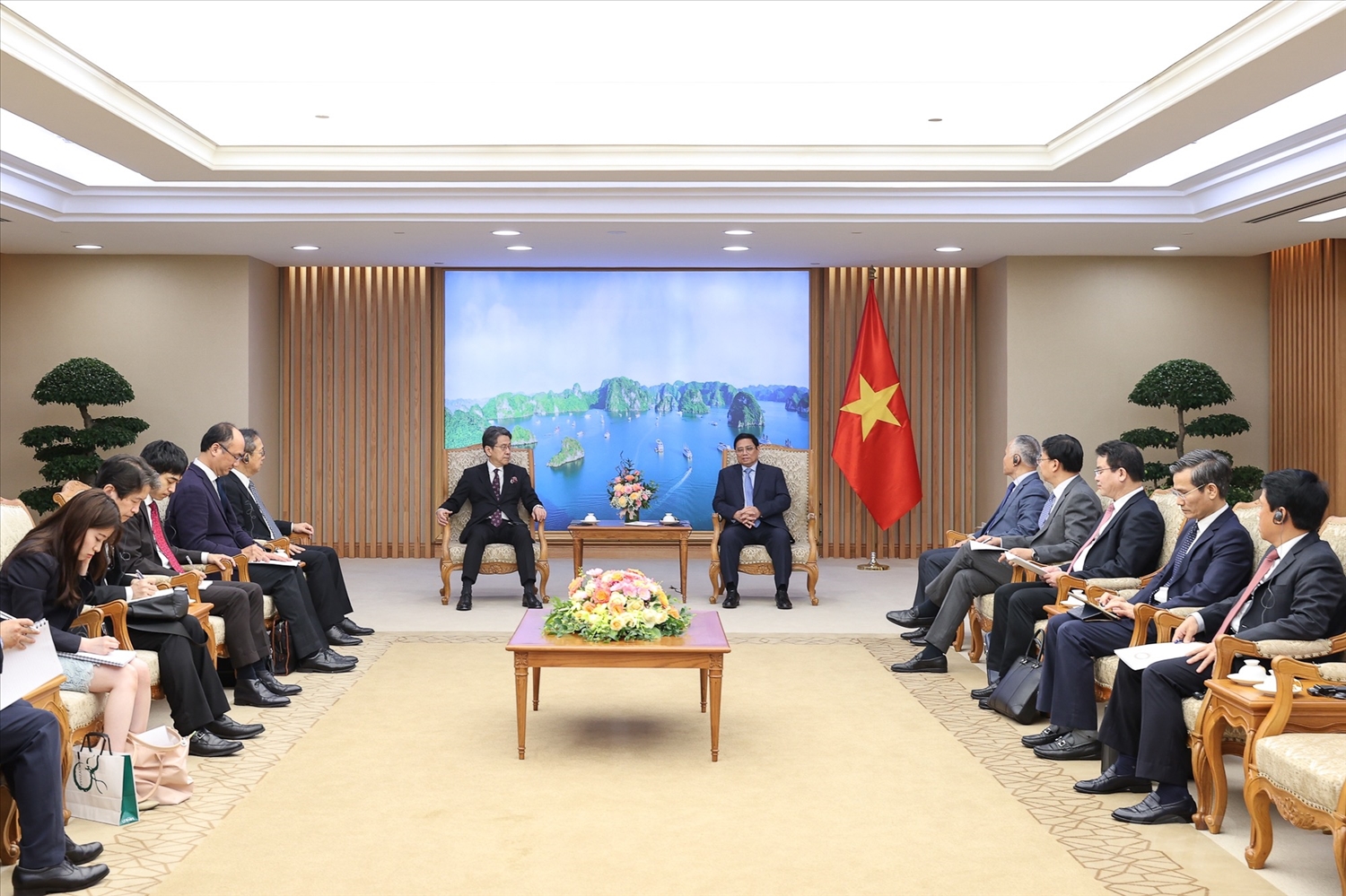Chủ tịch JBIC bày tỏ trân trọng những nỗ lực, kết quả mà Việt Nam đạt được trong bối cảnh khó khăn vừa qua - Ảnh: VGP/Nhật Bắc