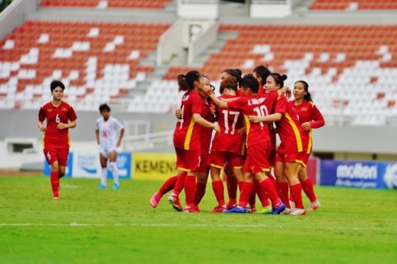 Đội tuyển nữ U18 Việt Nam sẵn sàng cho trận chung kết với tuyển nữ U18 Australia. Ảnh: VFF