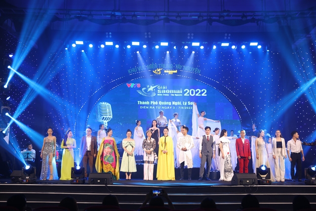 Các thí sinh sao Mai 2022 khu vực miền Trung - Tây Nguyên trong buổi tổng duyệt 