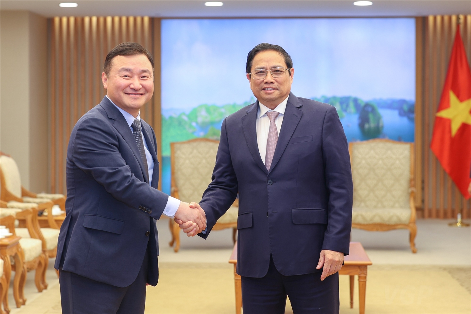Thủ tướng Phạm Minh Chính tiếp ông Roh Tae-Moon, Tổng Giám đốc Tập đoàn Samsung Điện tử. Ảnh VGP/Nhật Bắc