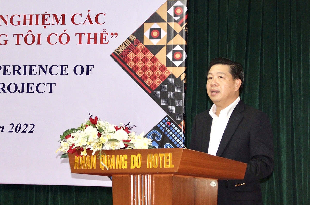 Thứ trưởng, Phó Chủ nhiệm UBDT Lê Sơn Hải phát biểu khai mạc Hội thảo