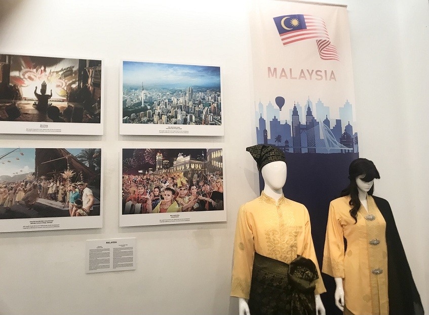 Không gian trưng bày văn hóa Malaysia.