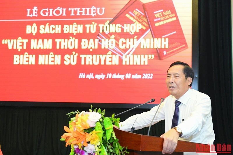 Đồng chí Thuận Hữu phát biểu tại buổi lễ