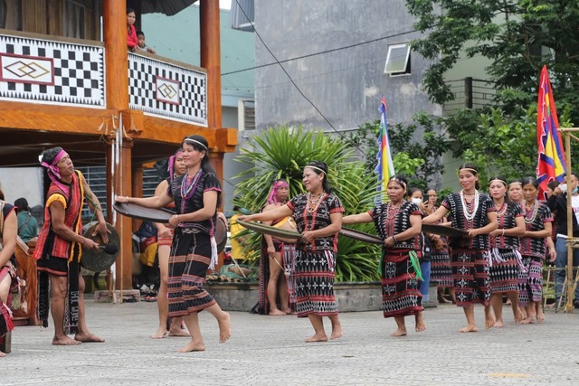 Lễ hội A Riêu A Za (mừng lúa mới) sẽ được tái hiện trong khuôn khổ "Ngày hội văn hóa dân tộc Cơ Tu"