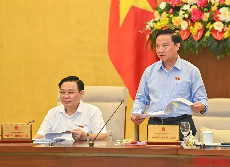 Phó Chủ tịch Quốc hội Nguyễn Khắc Định phát biểu ý kiến tại phiên họp. (Ảnh: DUY LINH)