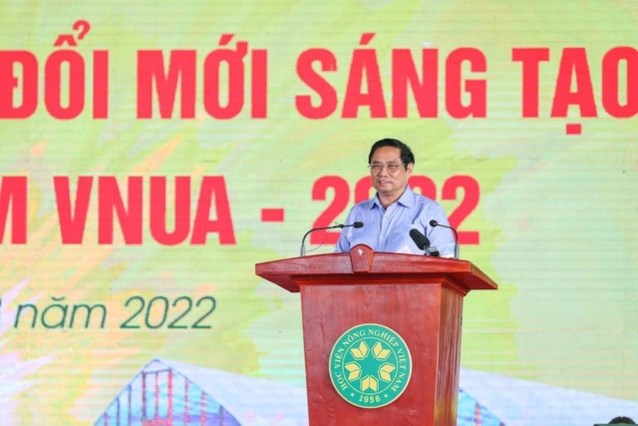 Thủ tướng Phạm Minh Chính dự lễ khai mạc Hành trình khởi nghiệp đổi mới sáng tạo và ngày hội việc làm năm 2022" của Học viện Nông nghiệp Việt Nam - Ảnh: VGP/Nhật Bắc