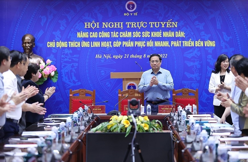 Thủ tướng Phạm Minh Chính chủ trì Hội nghị trực tuyến toàn quốc về công tác nâng cao công tác chăm sóc sức khoẻ nhân dân. Ảnh: TTXVN