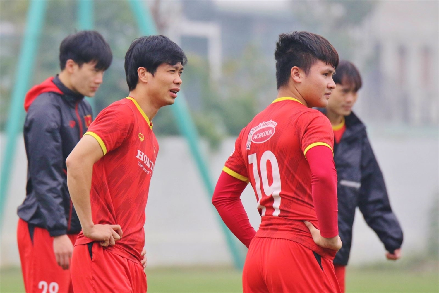 Áp lực là điều khó tránh khỏi khi ông Park làm mới đội tuyển Việt Nam. Ảnh: VFF