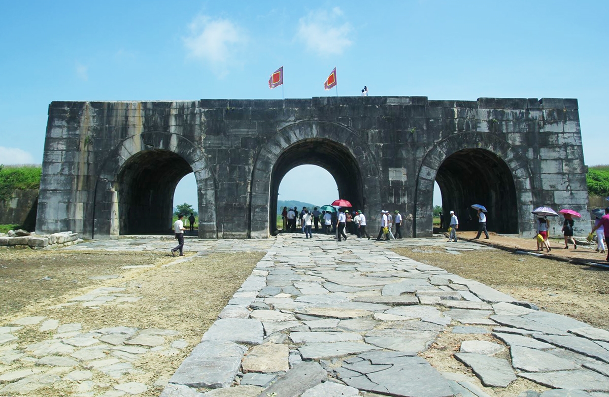 Di sản thế giới Thành Nhà Hồ (huyện Vĩnh Lộc, Thanh Hóa), một trong những thắng cảnh nổi tiếng của Thanh Hóa