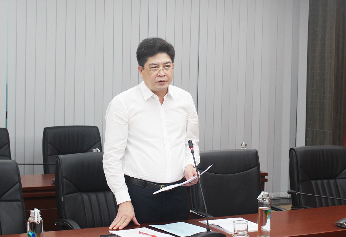 Đồng chí Nguyễn Mạnh Huấn - Ủy viên Ban Thường vụ Đảng ủy, Vụ trưởng Vụ Kế hoạch - Tài chính phát biểu chỉ đạo tại Đại hội