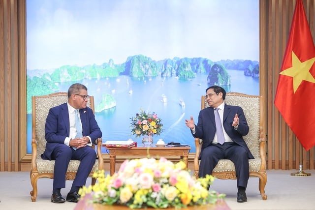 Thủ tướng Phạm Minh Chính: Việt Nam coi mục tiêu đạt phát thải ròng bằng “0” và chuyển đổi từ năng lượng hóa thạch sang năng lượng sạch và tái tạo là xu thế phát triển tất yếu của thế giới cũng như đối với Việt Nam - Ảnh: VGP/Nhật Bắc