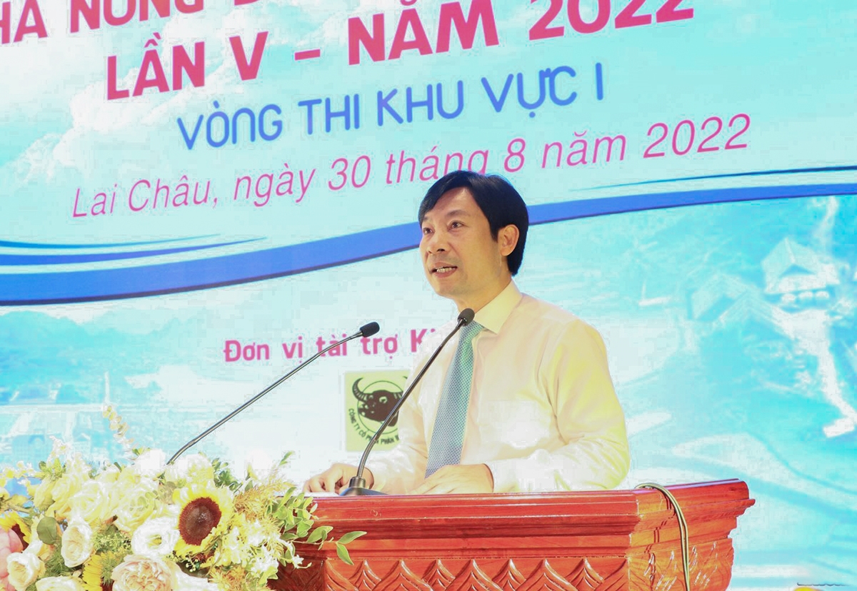 Ông Nguyễn Xuân Định - Phó Chủ tịch Ban Chấp hành Trung ương Hội Nông dân Việt Nam phát biểu khai mạc Hội thi