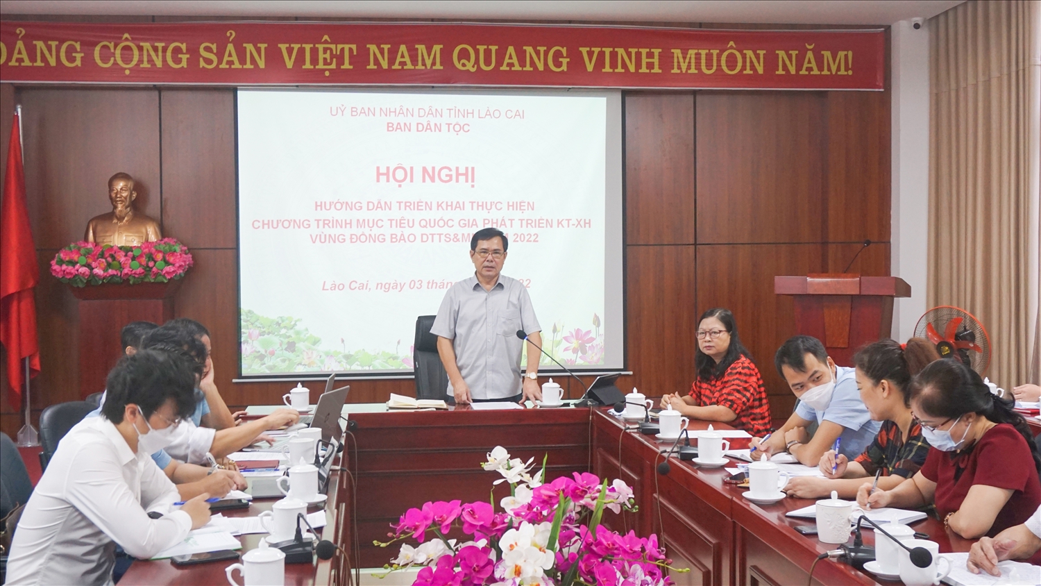 Trưởng ban Dân tộc tỉnh Lào Cai Nông Đức Ngọc phát biểu chỉ đạo tại Hội nghị
