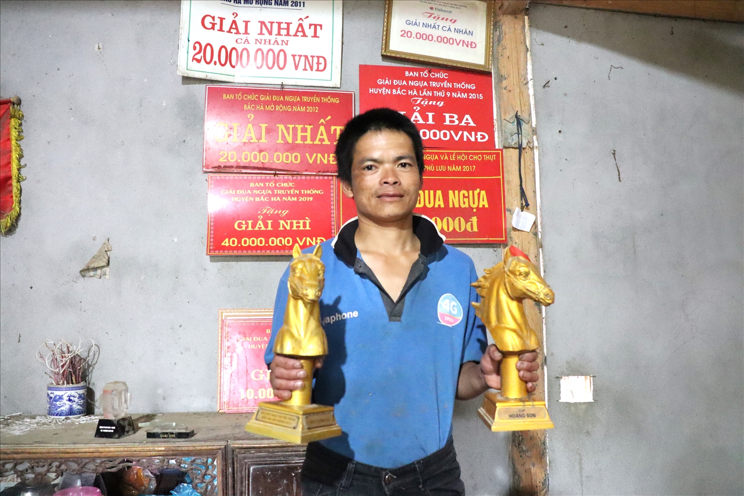 Ông Vàng Văn Huỳnh, xã Na Hối (Bắc Hà, Lào Cai), người giữ kỷ lục 3 năm liên tiếp (2011-2012-2013) 