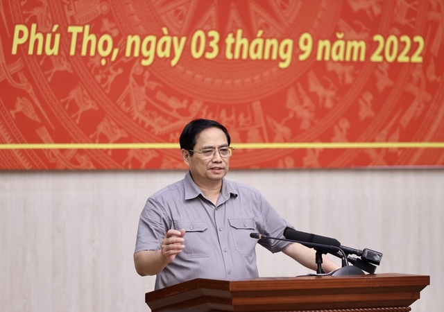 Thủ tướng cơ bản đồng tình với các đề xuất, kiến nghị của Phú Thọ, yêu cầu các bộ, ngành phối hợp chặt chẽ cùng Phú Thọ để tháo gỡ các khó khăn, vướng mắc, điểm nghẽn phát triển. Ảnh VGP/Nhật Bắc