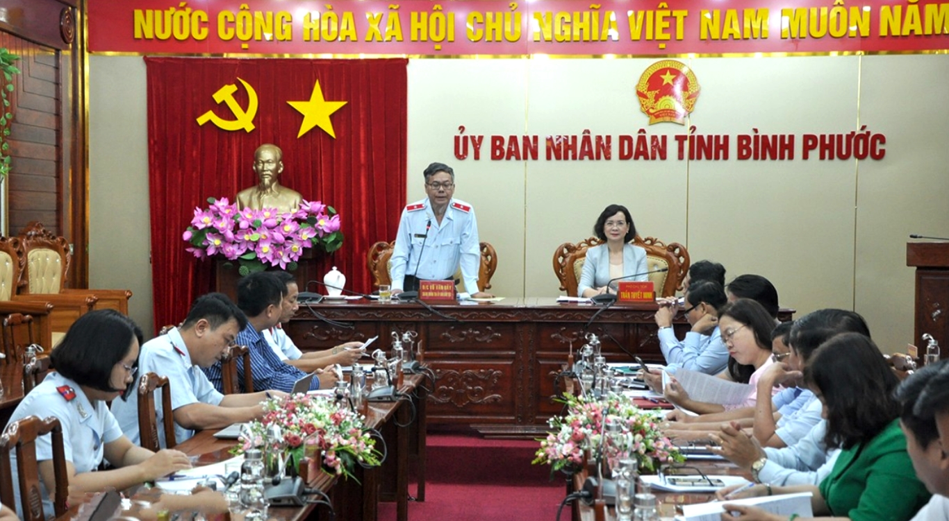 Chánh Thanh tra Ủy ban Dân tộc Võ Văn Bảy phát biểu tại buổi làm việc