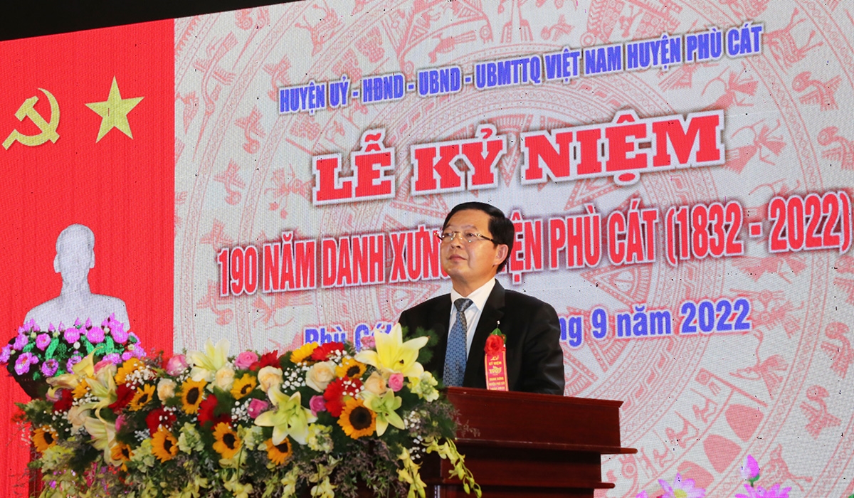 Bí thư Tỉnh ủy Bình Định Hồ Quốc Dũng phát biểu tại buổi lễ