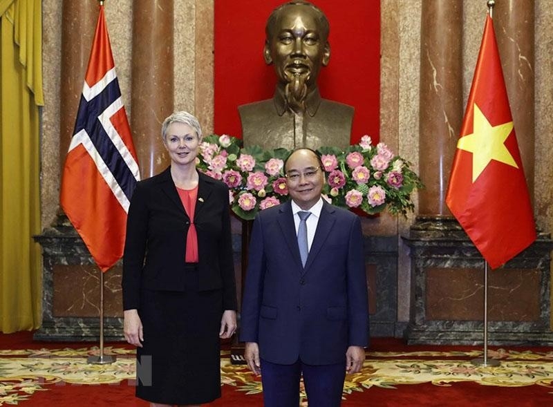 Chủ tịch nước tiếp Đại sứ Vương quốc Na Uy tại Việt Nam Hilde Solbakken. (ẢNH: TTXVN)
