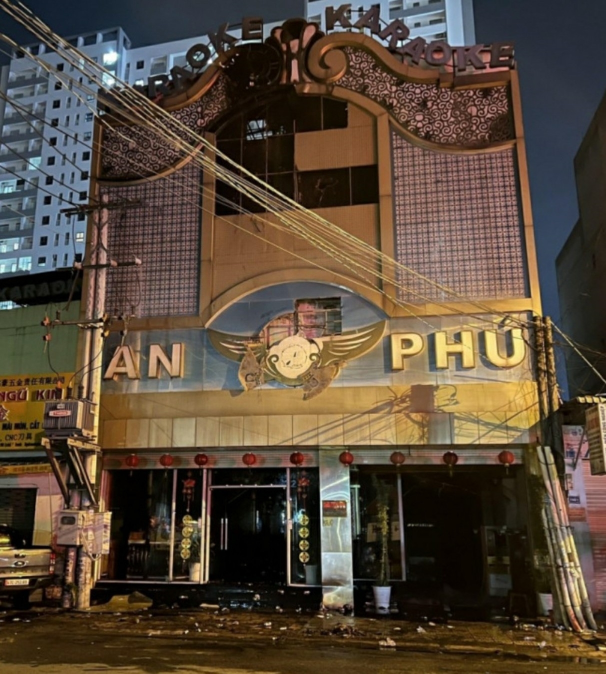 Hiện trường quán Karaoke An Phú (phường An Phú, TP. Thuận An, Bình Dương) khi đám cháy đã được dập tắt