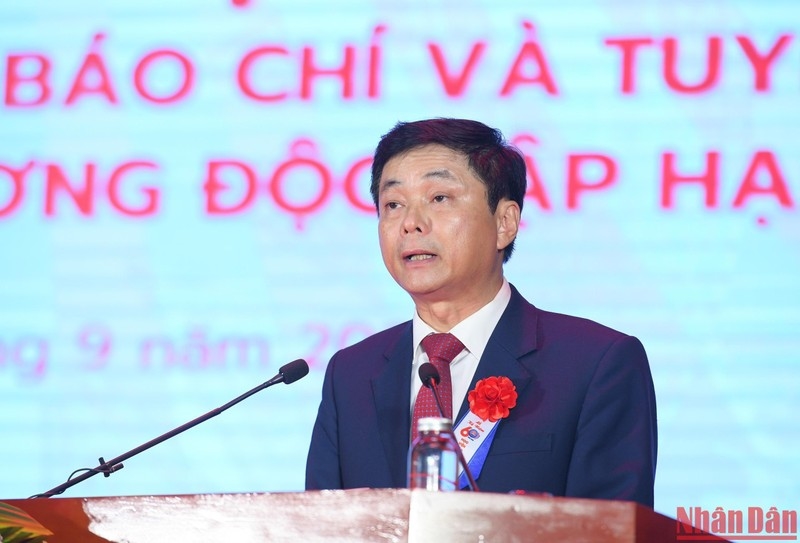PGS, TS Phạm Minh Sơn, Giám đốc Học viện Báo chí và Tuyên truyền phát biểu tại Lễ kỷ niệm.