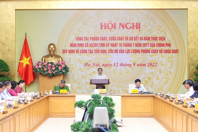 Thủ tướng Phạm Minh Chính khẳng định công tác PCCC và cứu nạn, cứu hộ là một trong những nhiệm vụ thường xuyên, quan trọng - Ảnh: VGP/Nhật Bắc